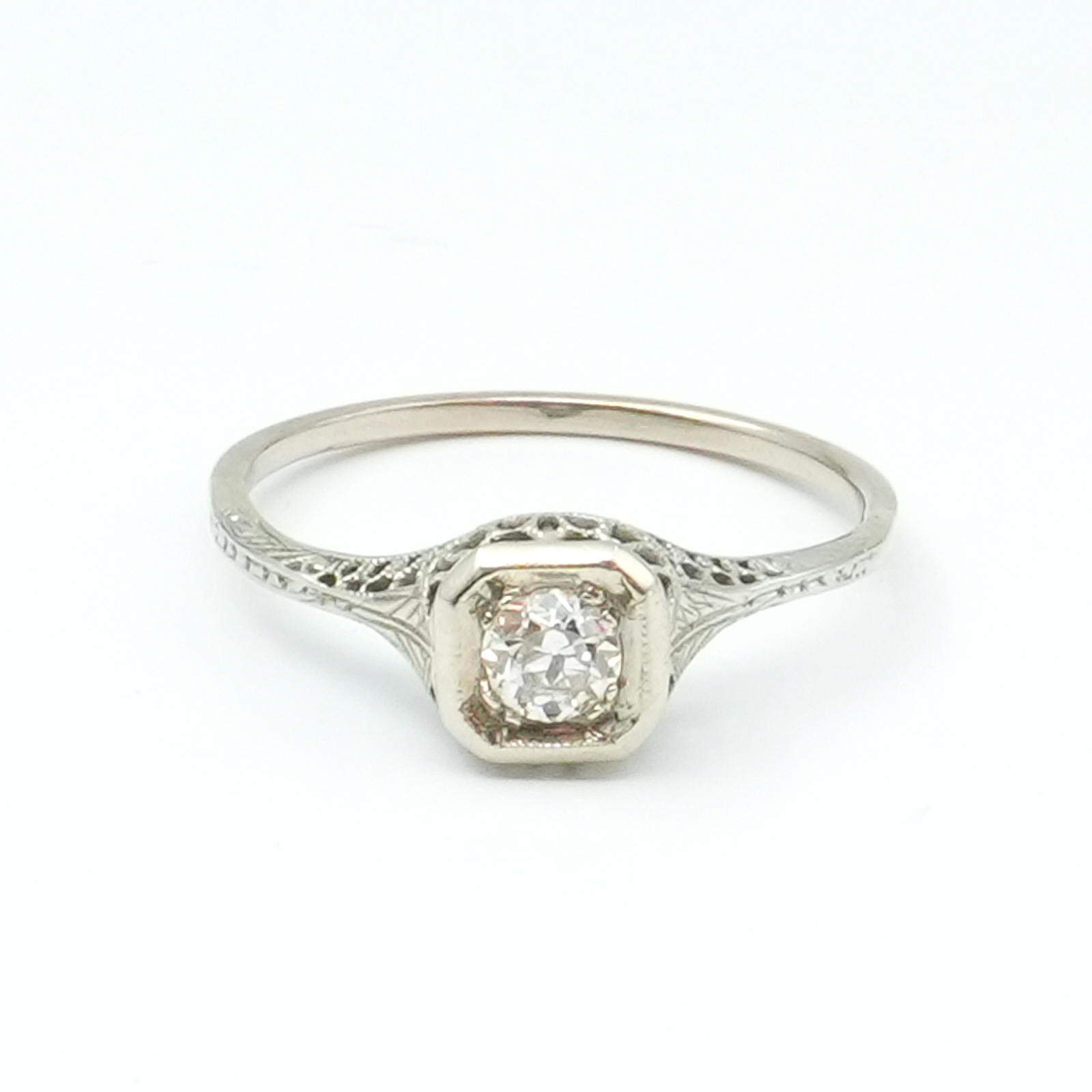 Ring Vitguld 18K 2,2g Ø19.50mm med diamant 1xca0,29ct