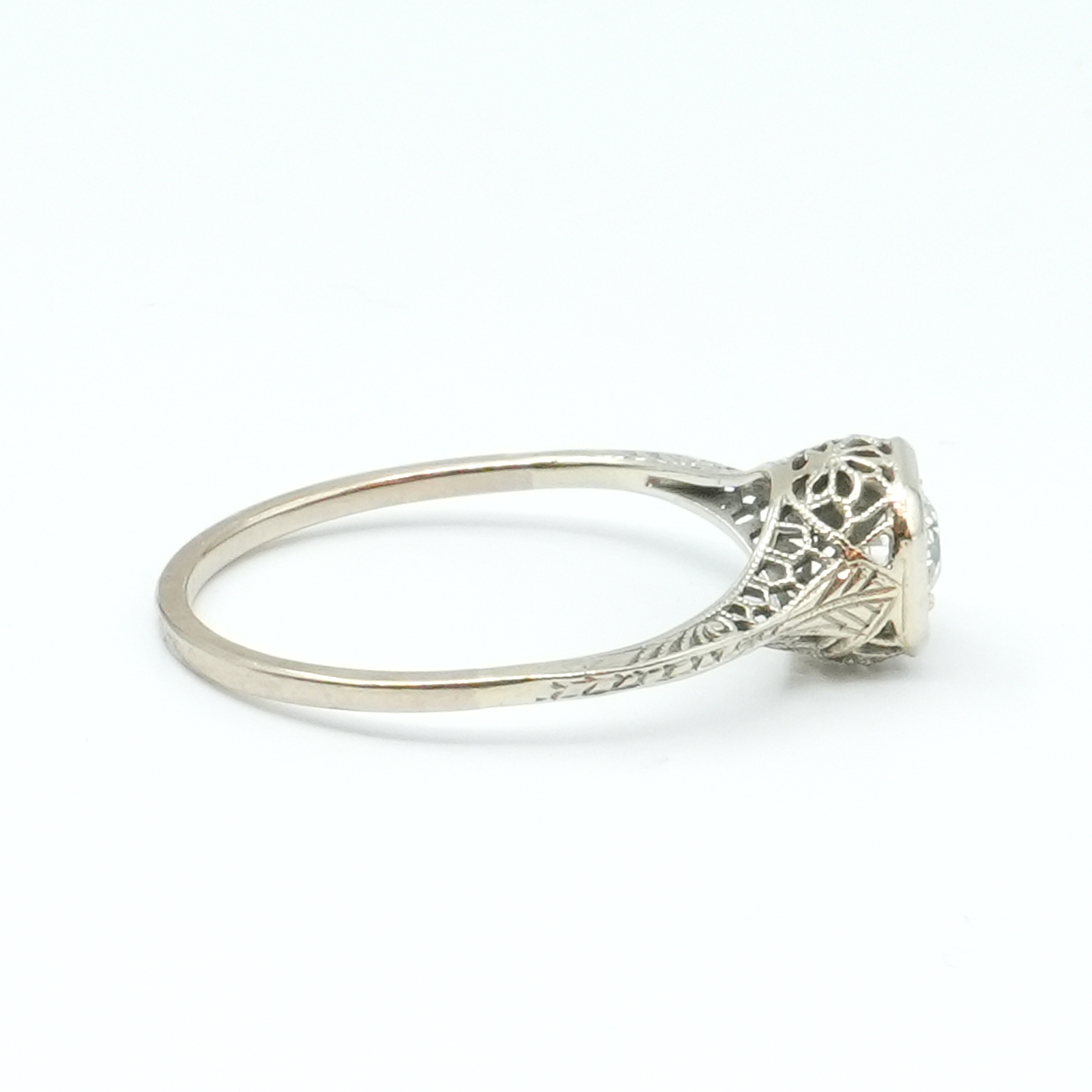 Ring Vitguld 18K 2,2g Ø19.50mm med diamant 1xca0,29ct