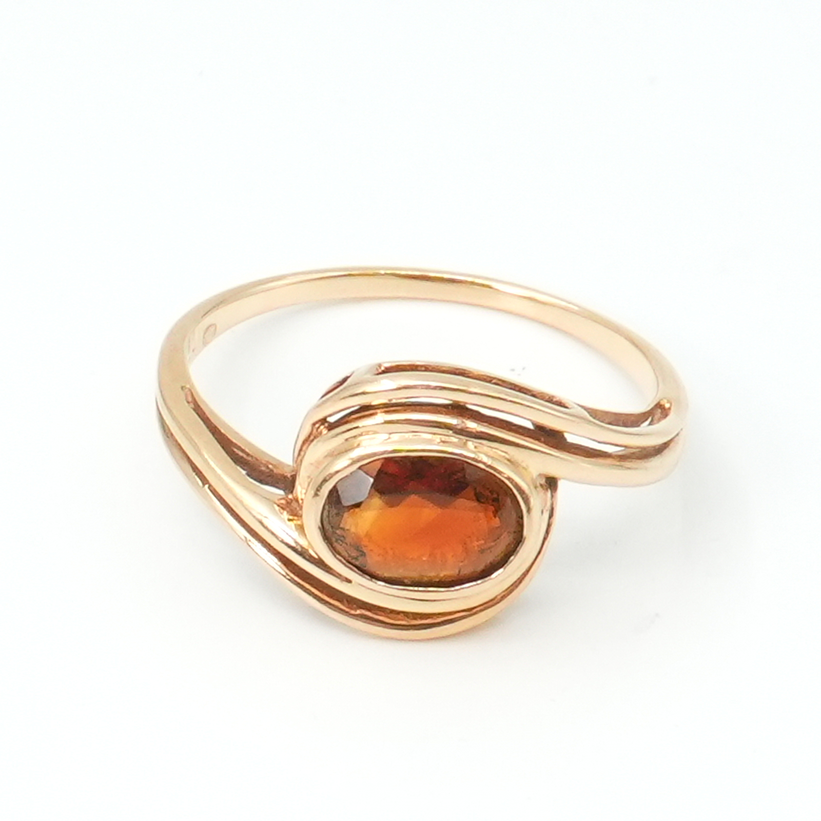 Ring Guld 18K 2,2g Ø16.50mm med sten