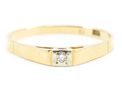 Ring Guld 18K med diamant 1xca0,02ct