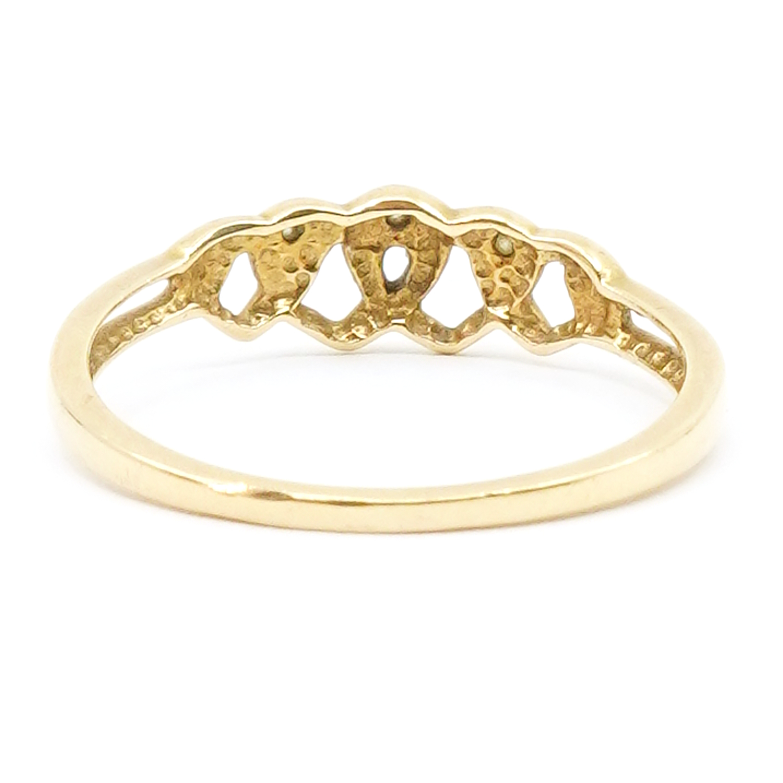 Ring Hjärtan Guld 18K med diamanter 3xca0,005ct