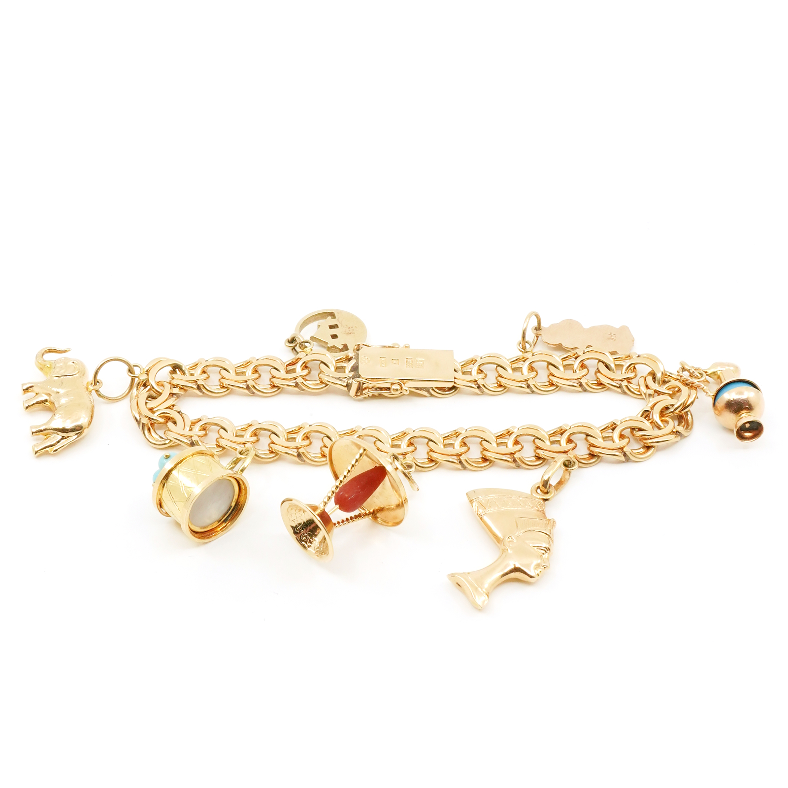 Armband Bismarck med berlocker 18K