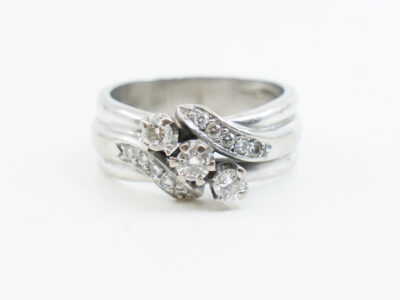 Ring Vitguld 18K 11,3g Ø18¾ med diamanter