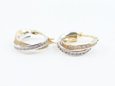 Örhängen Guld 18K 2,1g Höjd 4mm Diameter 14mm med stenar