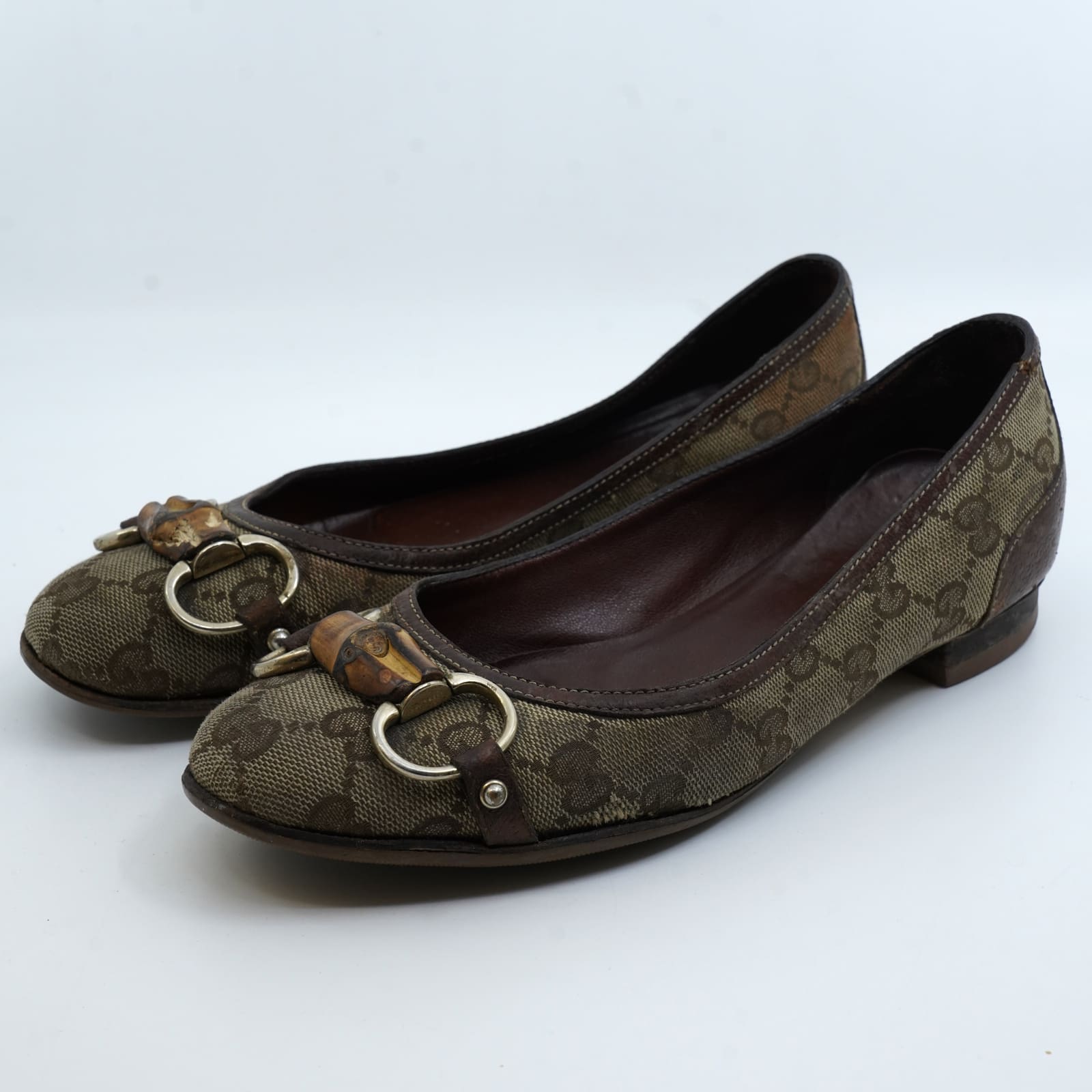 Ballerinaskor Gucci "Monogram brown canvas pumps", storlek 36