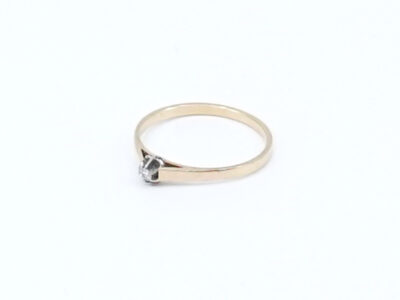 Solitärring med Diamant