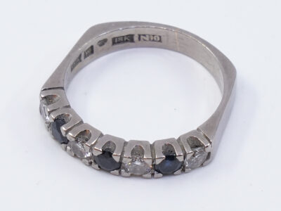 Ring Vitguld 18K med diamanter & stenar
