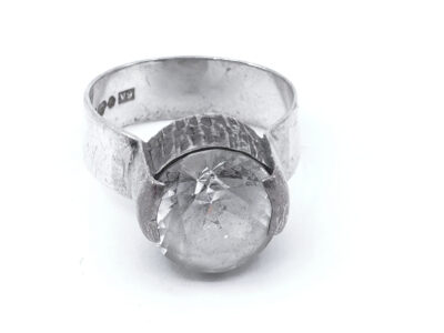 Ring med vit sten - silver Ø16