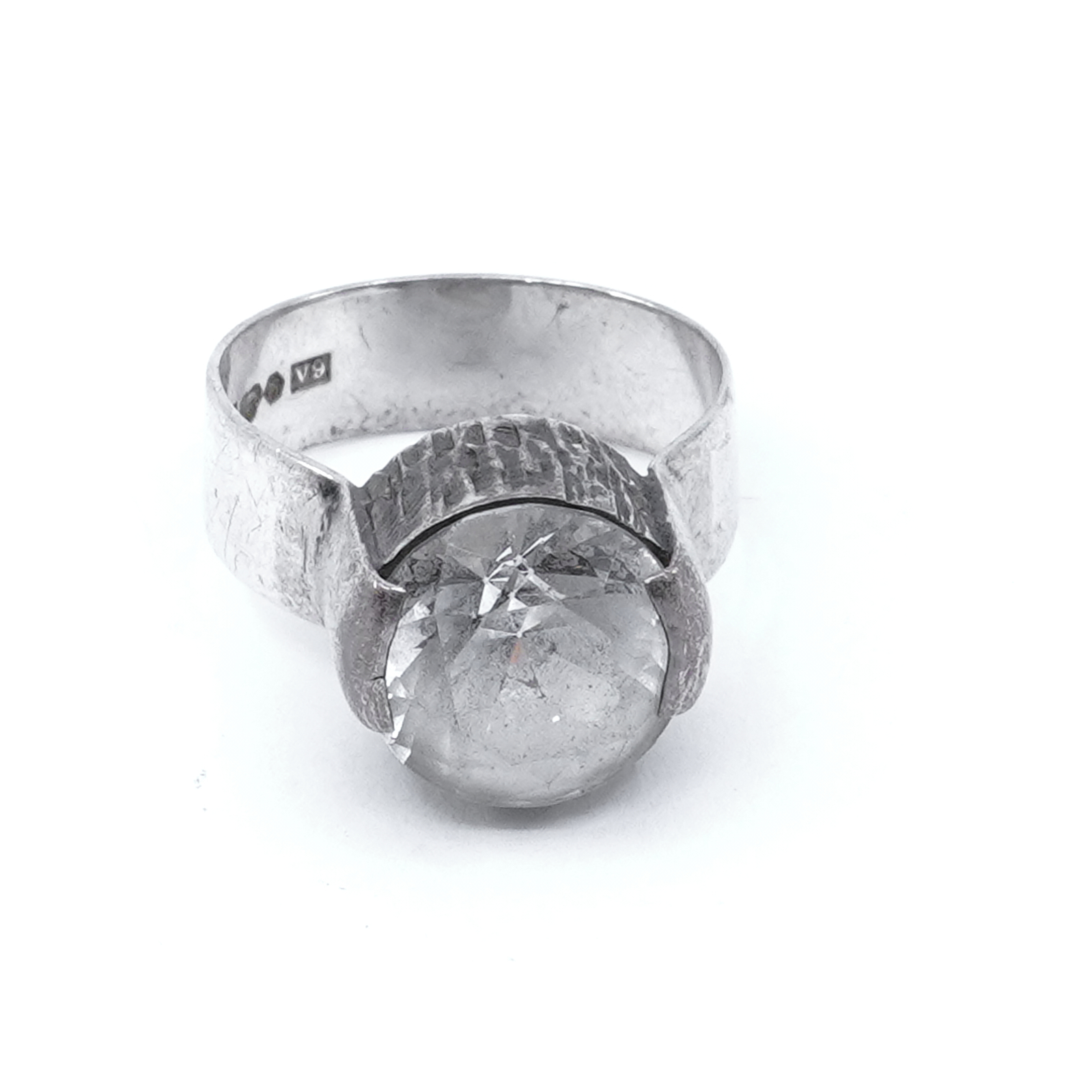Ring med vit sten - silver Ø16