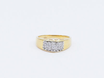 Ring med diamanter
