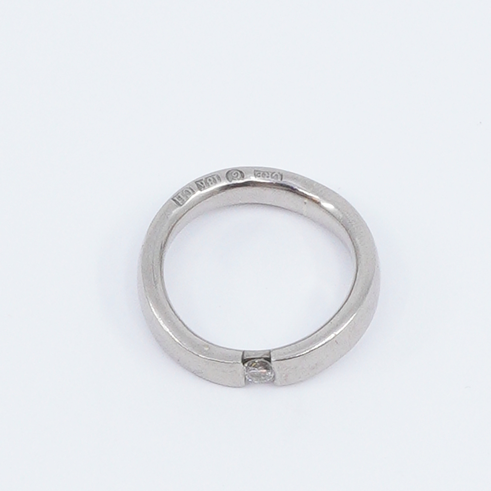 Ring med diamant