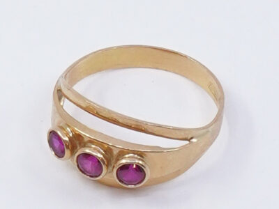 Ring Guld 18K med stenar