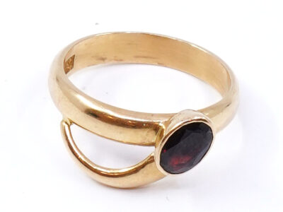 Ring Guld 18K med sten