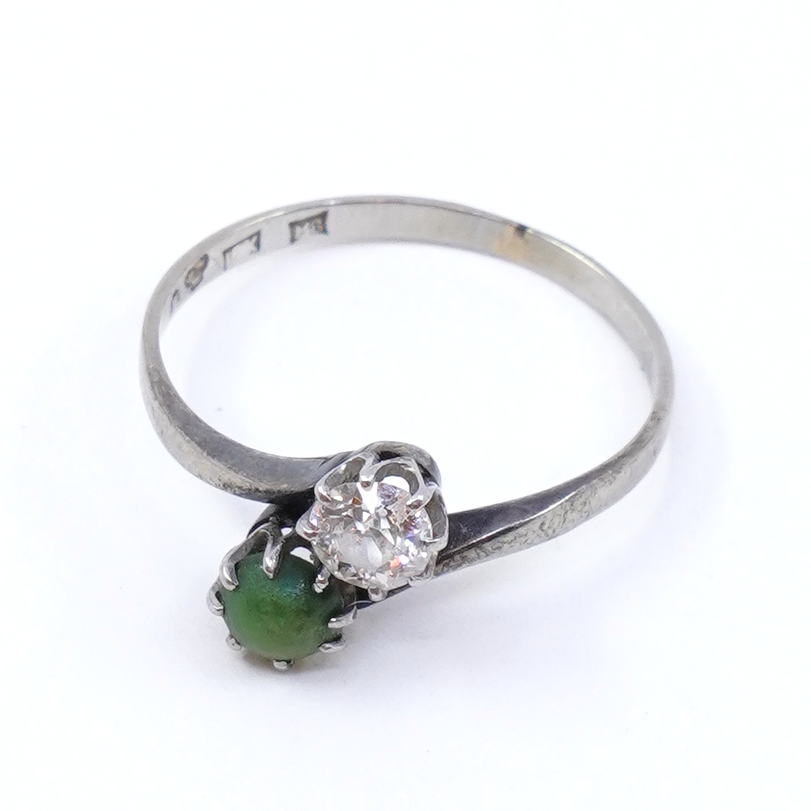 Ring Vitguld 18K med sten & diamant