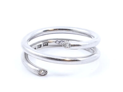 Ring vitguld med diamanter 2xca0,005ct 18K 6,8g Ø18