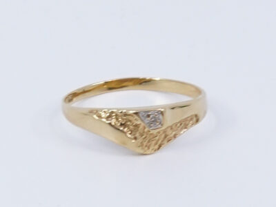 Ring Guld 18K 1,8g Ø17,5 Med diamant 1xca0,01ct