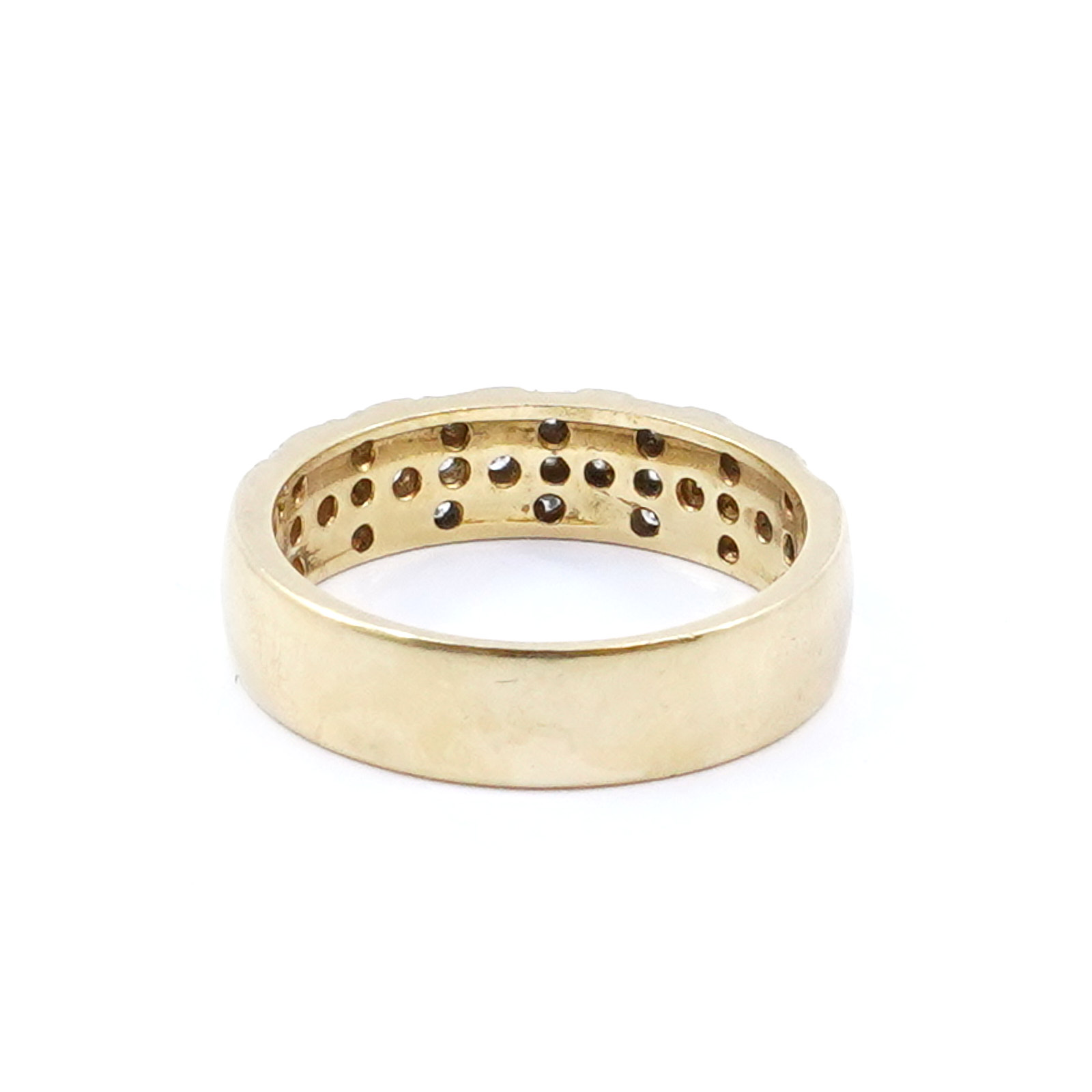Ring Guld 18K 5,3g Ø17 Med diamanter 27xca0,005ct