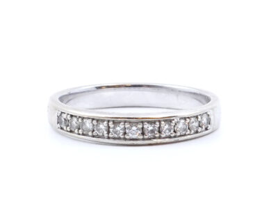 Ring vitguld med diamanter 11xca0,01ct,18K 3,4g Ø17,5