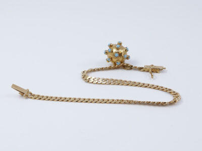Armband Pansar Med Berlock Guld 18K 9,2g Längd 19cm Bredd 3,5mm