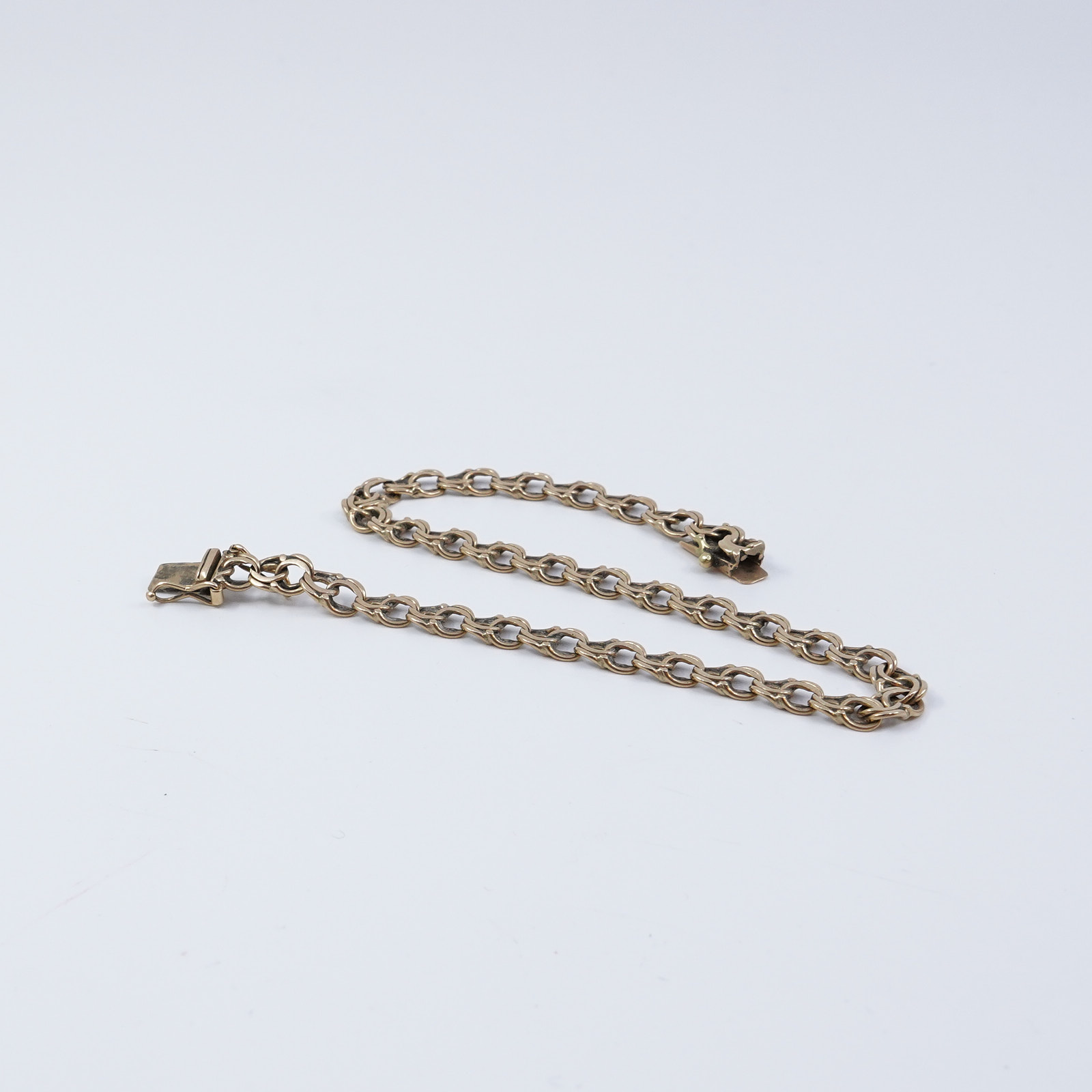 Armband Bismarck 18K 8,6g Längd 20,8cm Bredd 5mm
