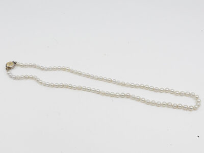 Pärlcollier med guldlås 18K, Längd 46cm