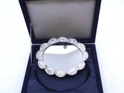 Silverspegel med etui