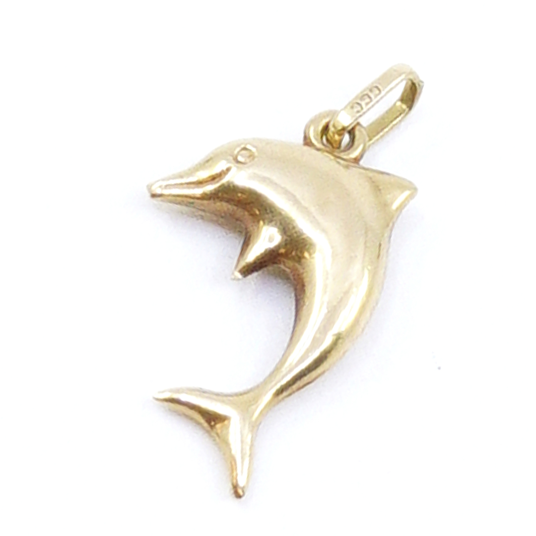 Guldhänge Delfin