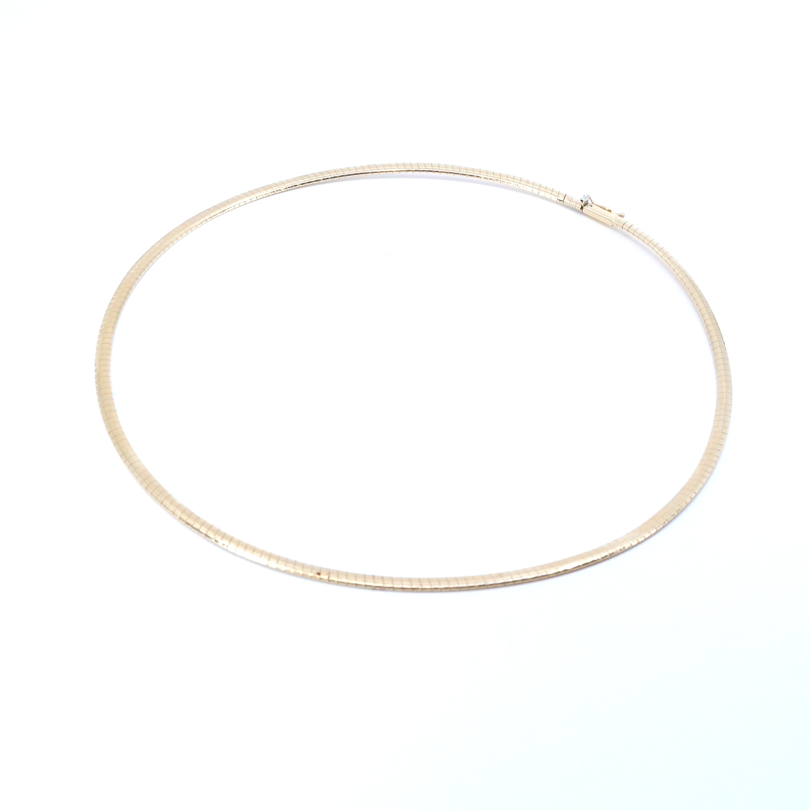 Halskedja collier halvstelt