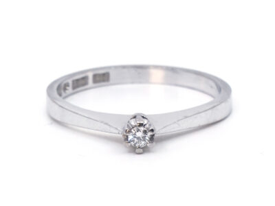 Ring Vitguld 18K med diamant
