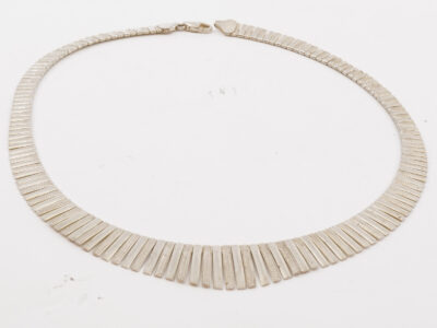 Halscollier doserad Silver