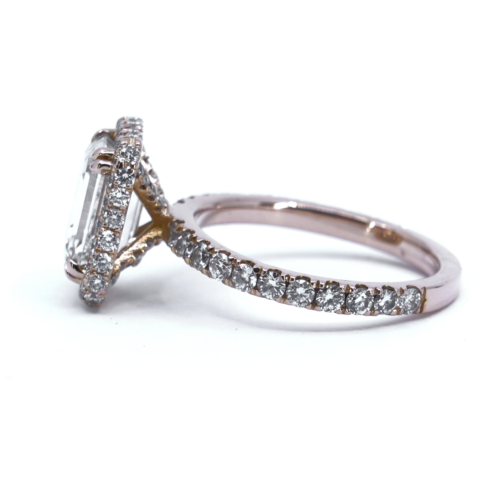 Haloring 18K roséguld med diamant 2,51 ct (F/VS1) Smaragdslipad Ø16¼