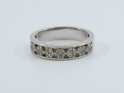 Ring vitguld18K 4,1g