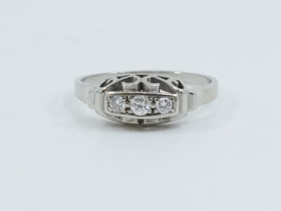 Ring vitguld18K 3,9g