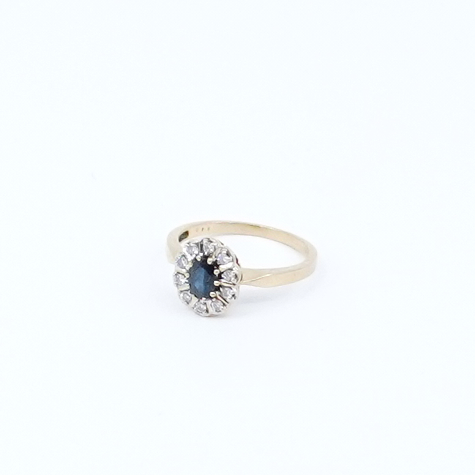 Carmoséring med Diamanter