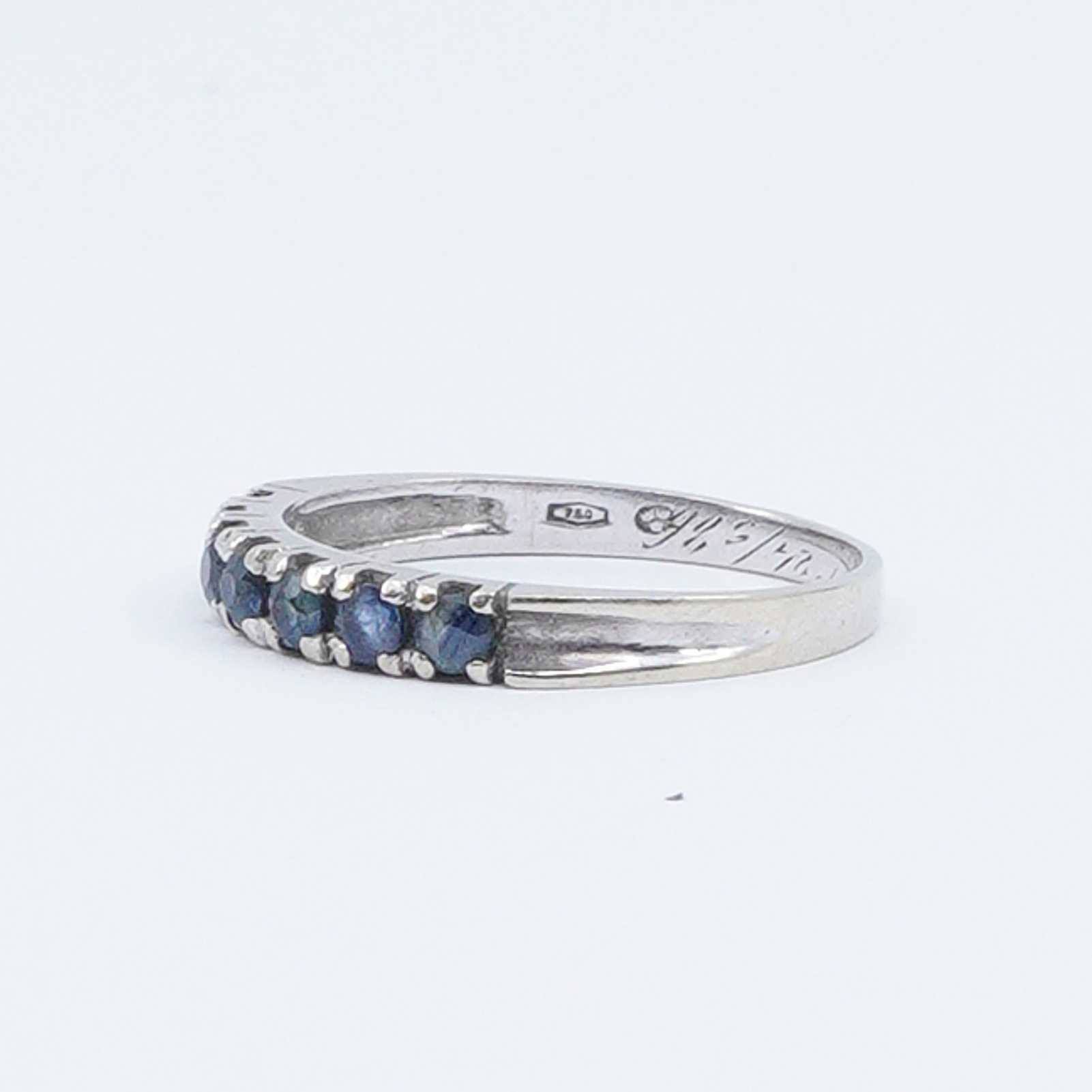 Ring Vitguld