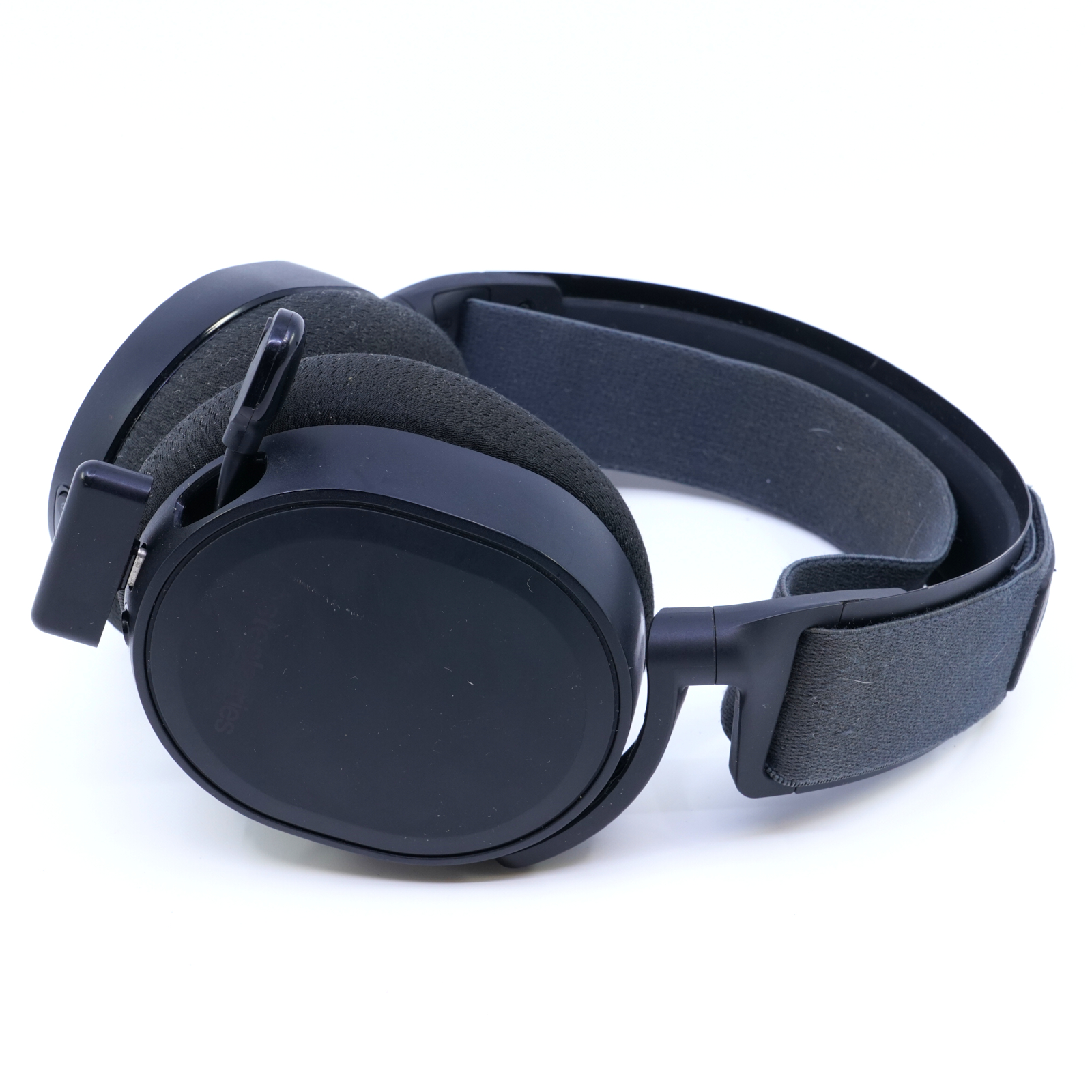 Hörlurar Steelseries troligtvis Arctis-serie