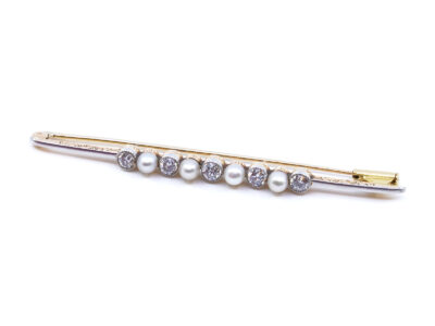 Brosch med pärlor & diamanter 18K