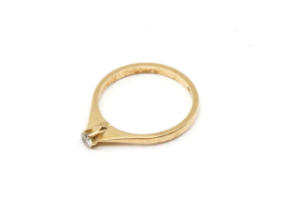 Ring Guld 18K Med diamant