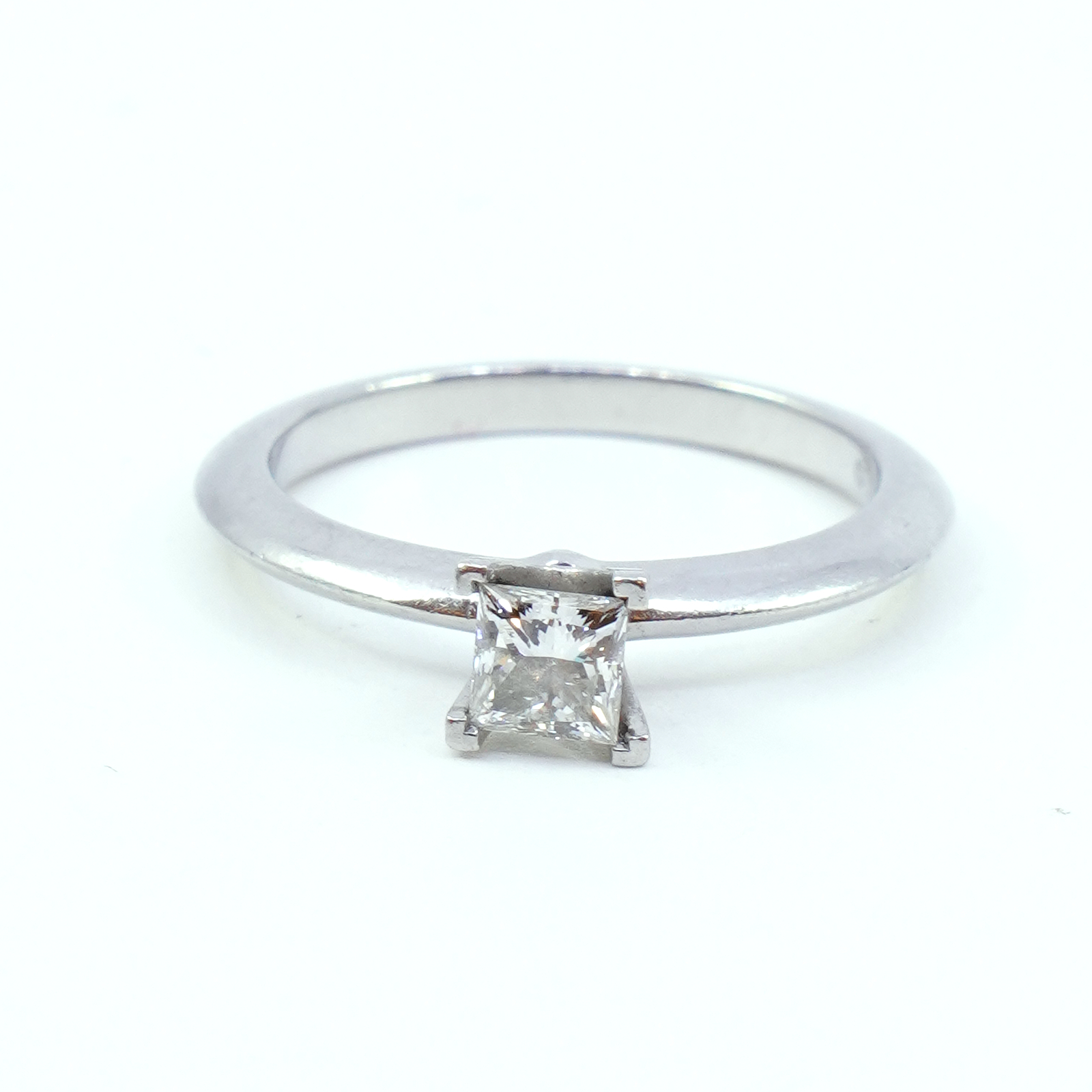 1 Ring Platina Tiffany & Co. Diamant 1x0,38ct