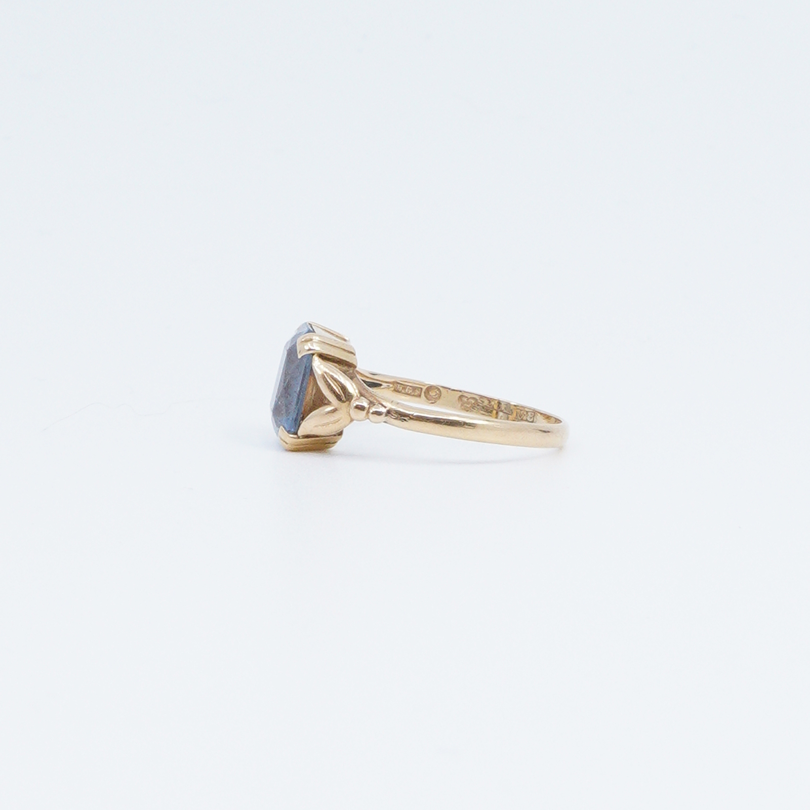 Ring