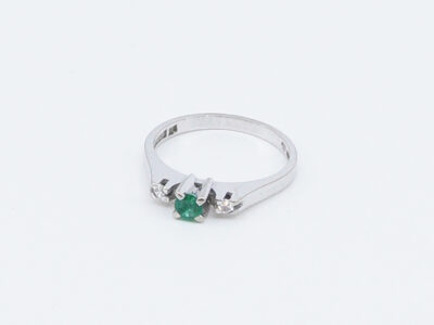 Ring Vitguld