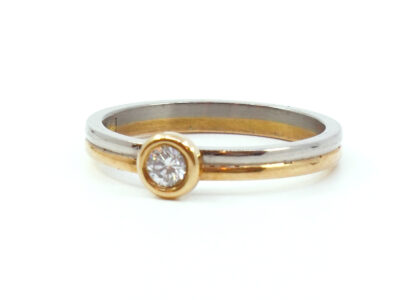 Ring Guld 18K tvåfärgad med diamant 1x0,12ct