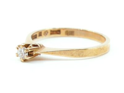 Ring Guld 18K med diamant