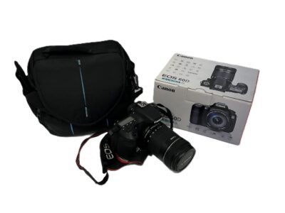 Digital Systemkamera Canon EOS 60D med objektiv & tillbehör