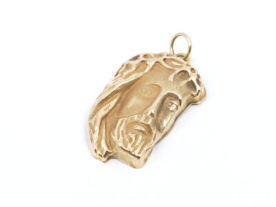 Hänge Jesus guld