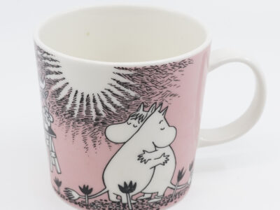 Porslin Muminmugg "Love