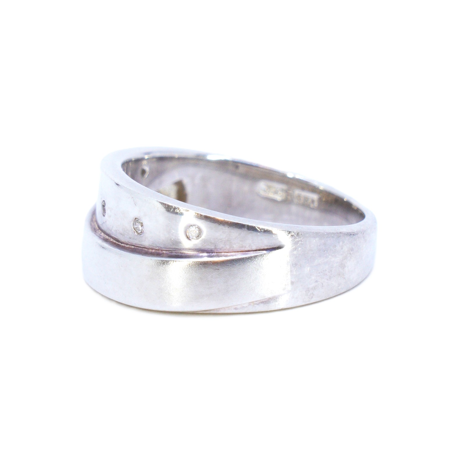 Silverring med stenar