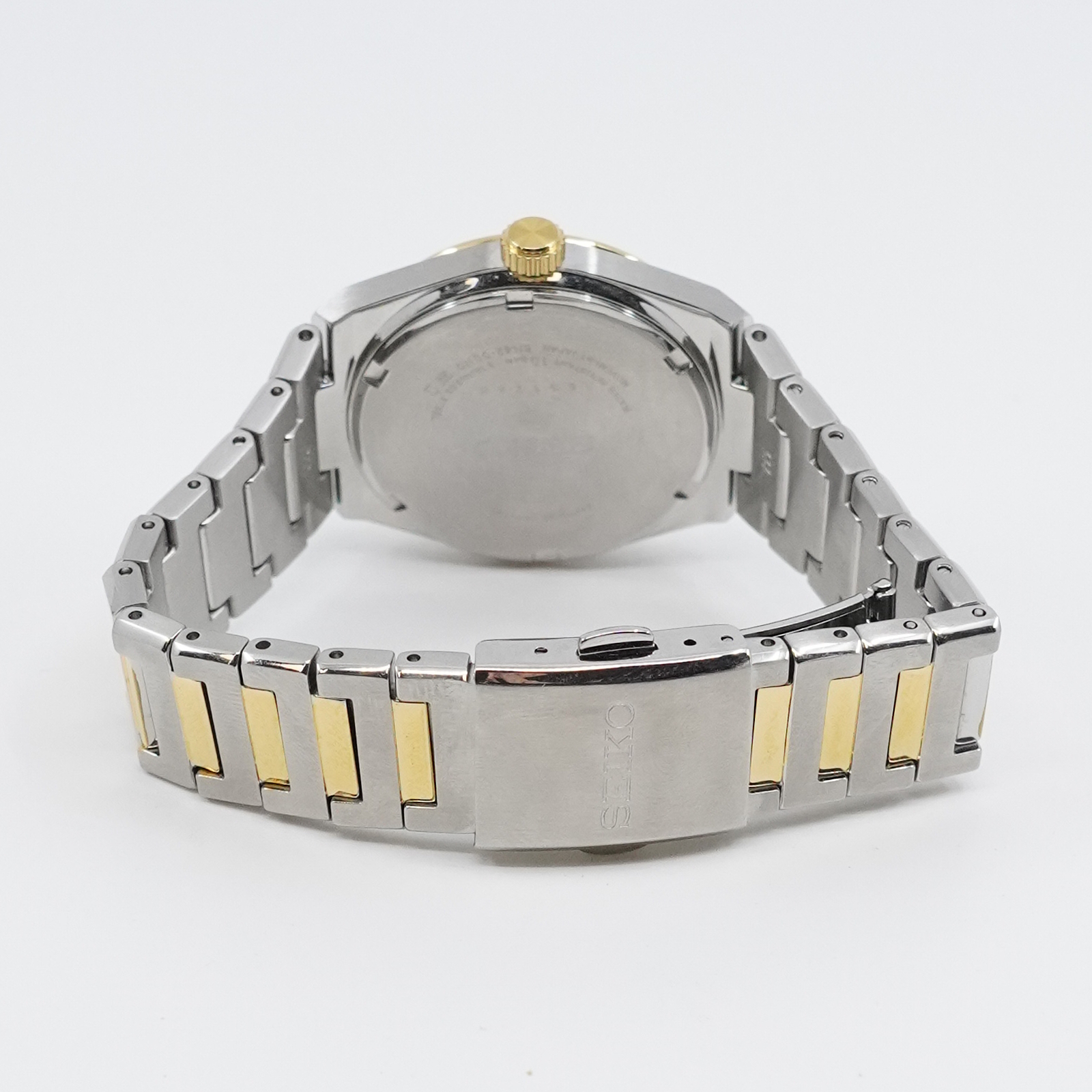Armbandsur Seiko Basic