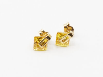 Örhängen 18K 1,3g