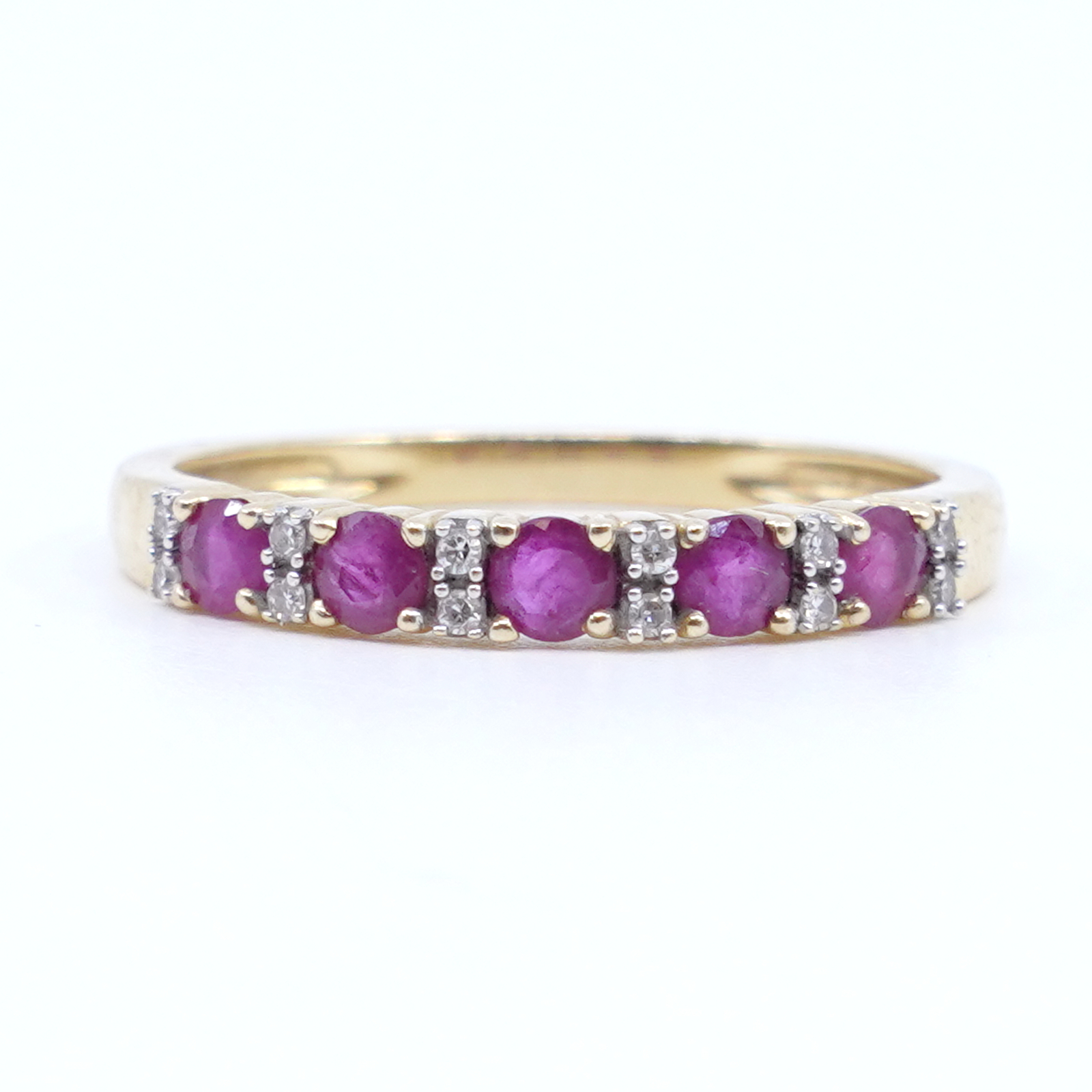 Ring med sten och diamanter 18K
